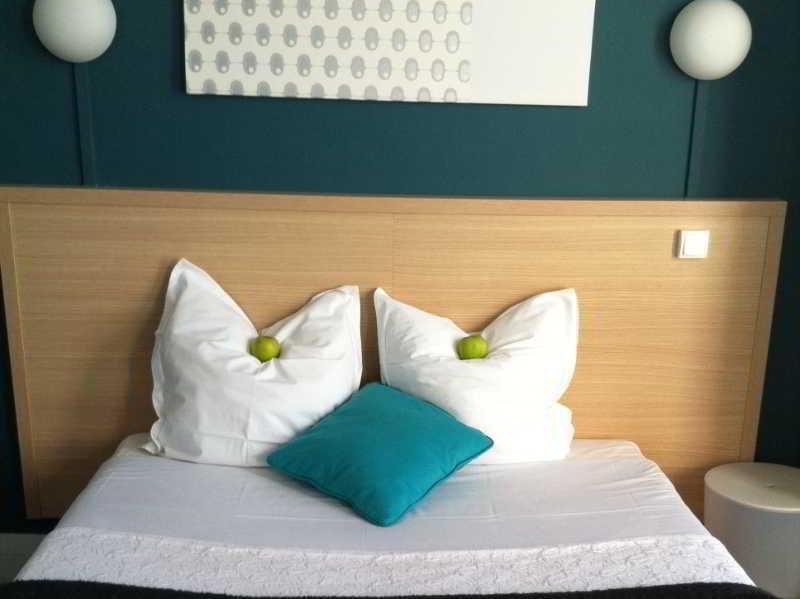 Hotel Saint Louis เบรสต์ ภายนอก รูปภาพ